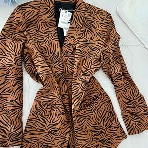 Zara Women's Animal Print Blazer in Brown and Black